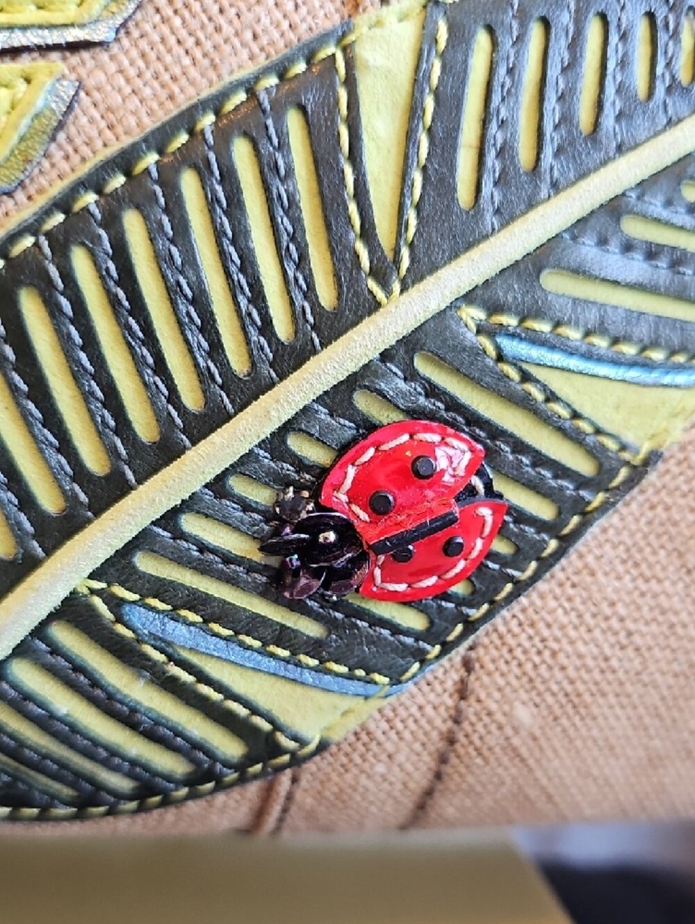 Coach 2005 Vintage Hamptons Limited Edition Ladybug Straw Applique Boxy Tote - Picture 7 of 15